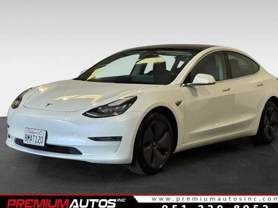 TESLA MODEL 3 2019 5YJ3E1EA1KF484903 image TESLA MODEL 3 2019 5YJ3E1EA1KF484903 image